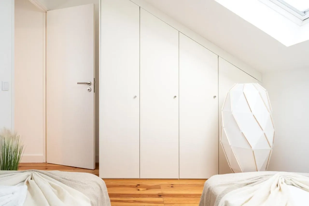 Akicity Penha Bold Lisbon Apartment