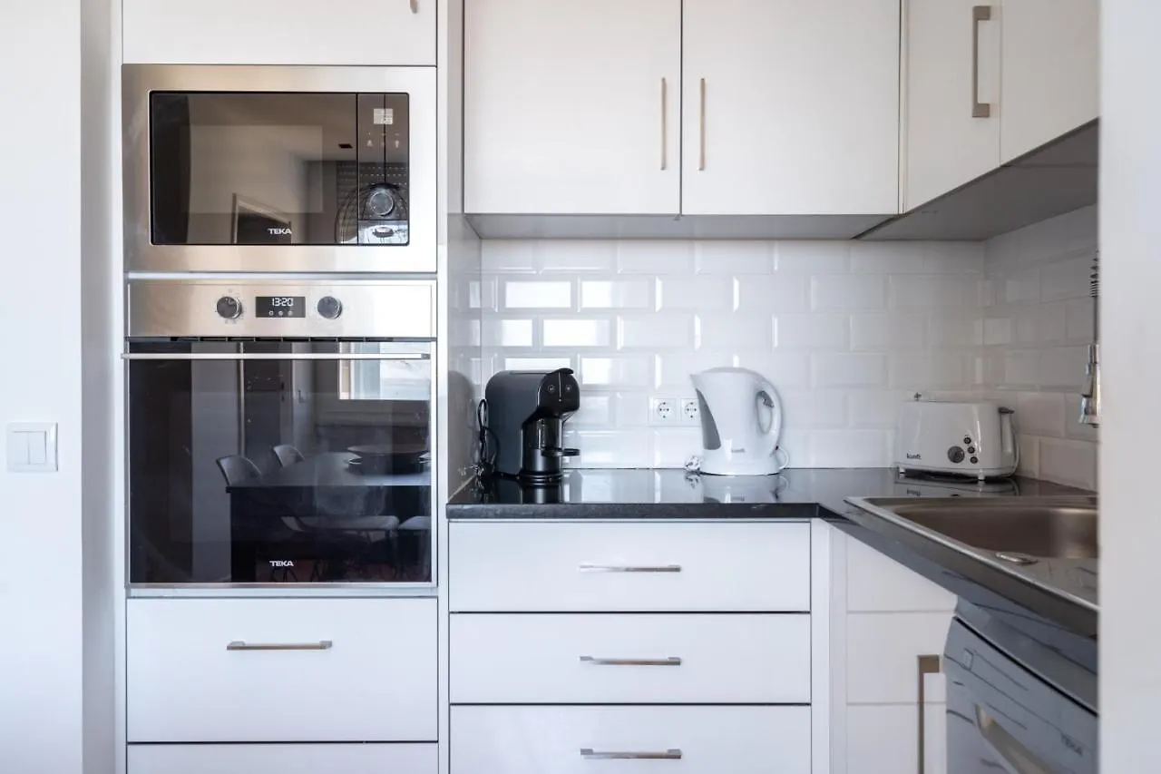 Akicity Penha Bold Lisbon Apartment